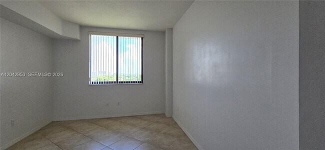 Building Photo - 3590 Coral Wy