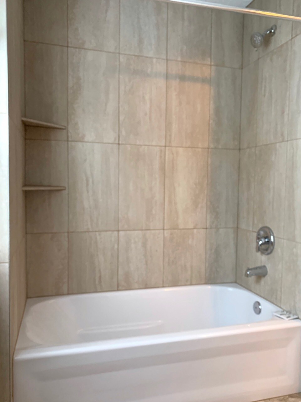 Building Photo - 935 New Hampshire St