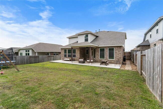 Building Photo - 1226 Tilia Crk Ln