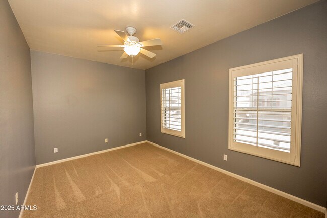 Building Photo - 42920 N Raleigh Ct