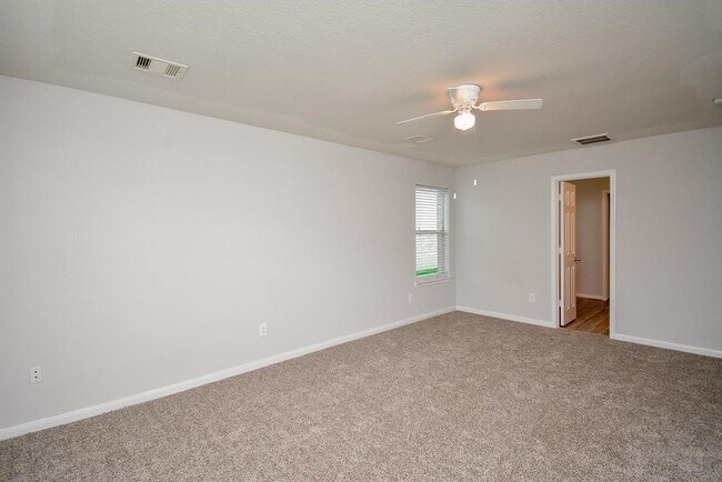 Building Photo - 2306 Ledgeway Ct