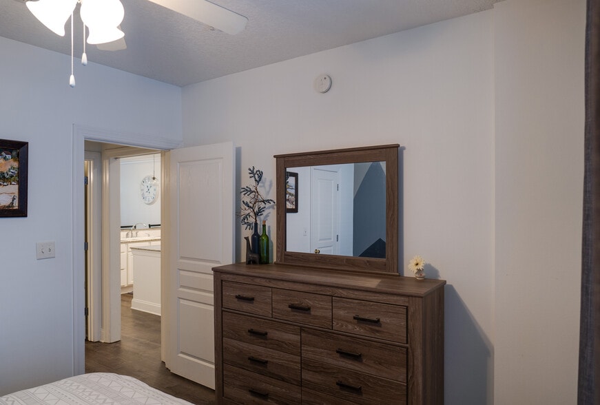 Bedroom 2 - 159 Brooks St SE