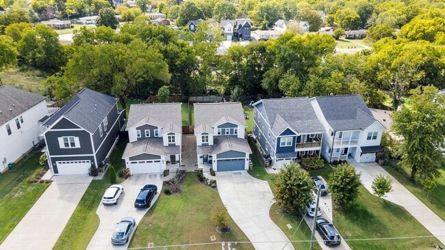 Building Photo - 429 Westboro Dr