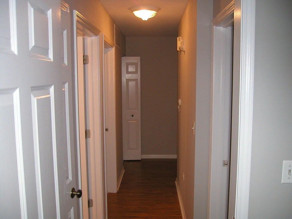 Building Photo - 2211 Waterleaf Ct