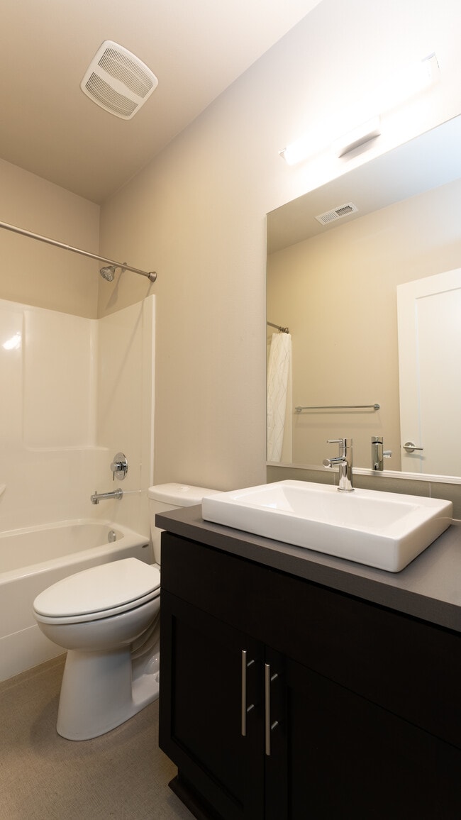 Building Photo - 1587 139th Ct NE