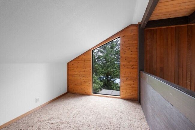 Building Photo - 1000-2221-2225-2229 Timothy Drive