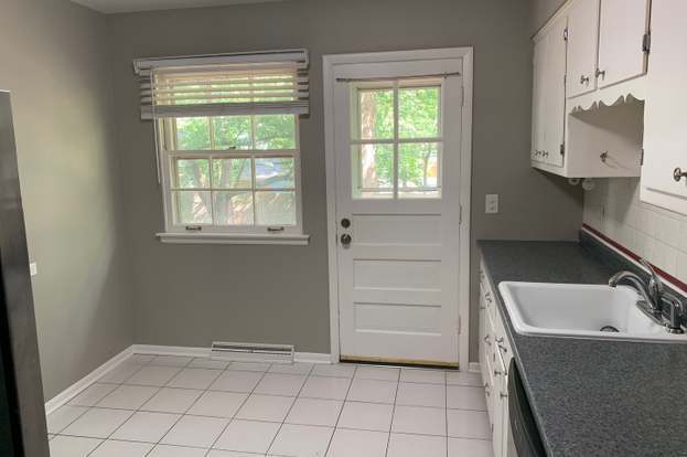 Building Photo - 520 Spruce Dr