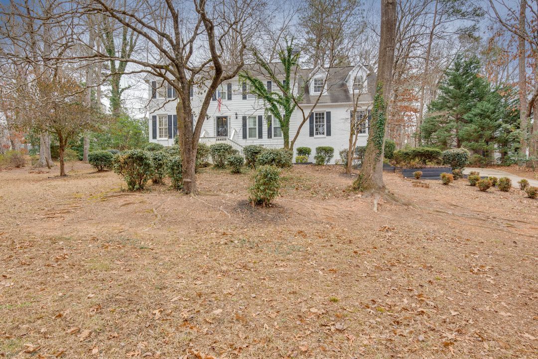 Building Photo - 2093 Breconridge Dr S W