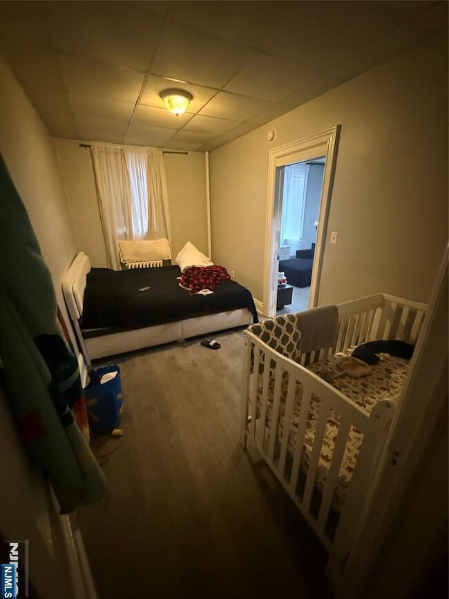 Building Photo - 322 Anderson Ave