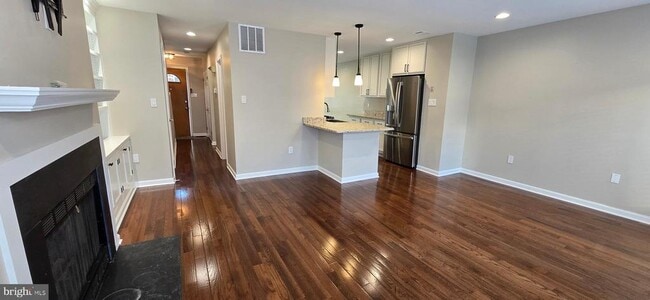 Building Photo - 503 Brummel Ct NW