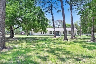 Building Photo - 2340 Turtle Mound Rd