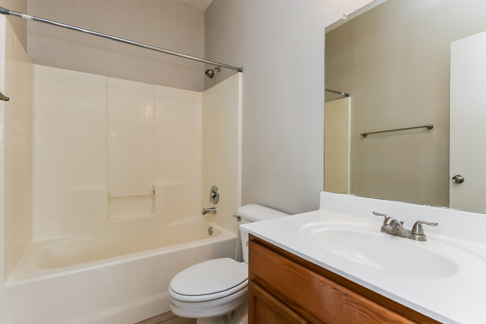 Building Photo - 3402 N 129th Dr