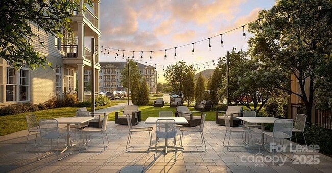 Building Photo - 10500 Midway Pk Dr