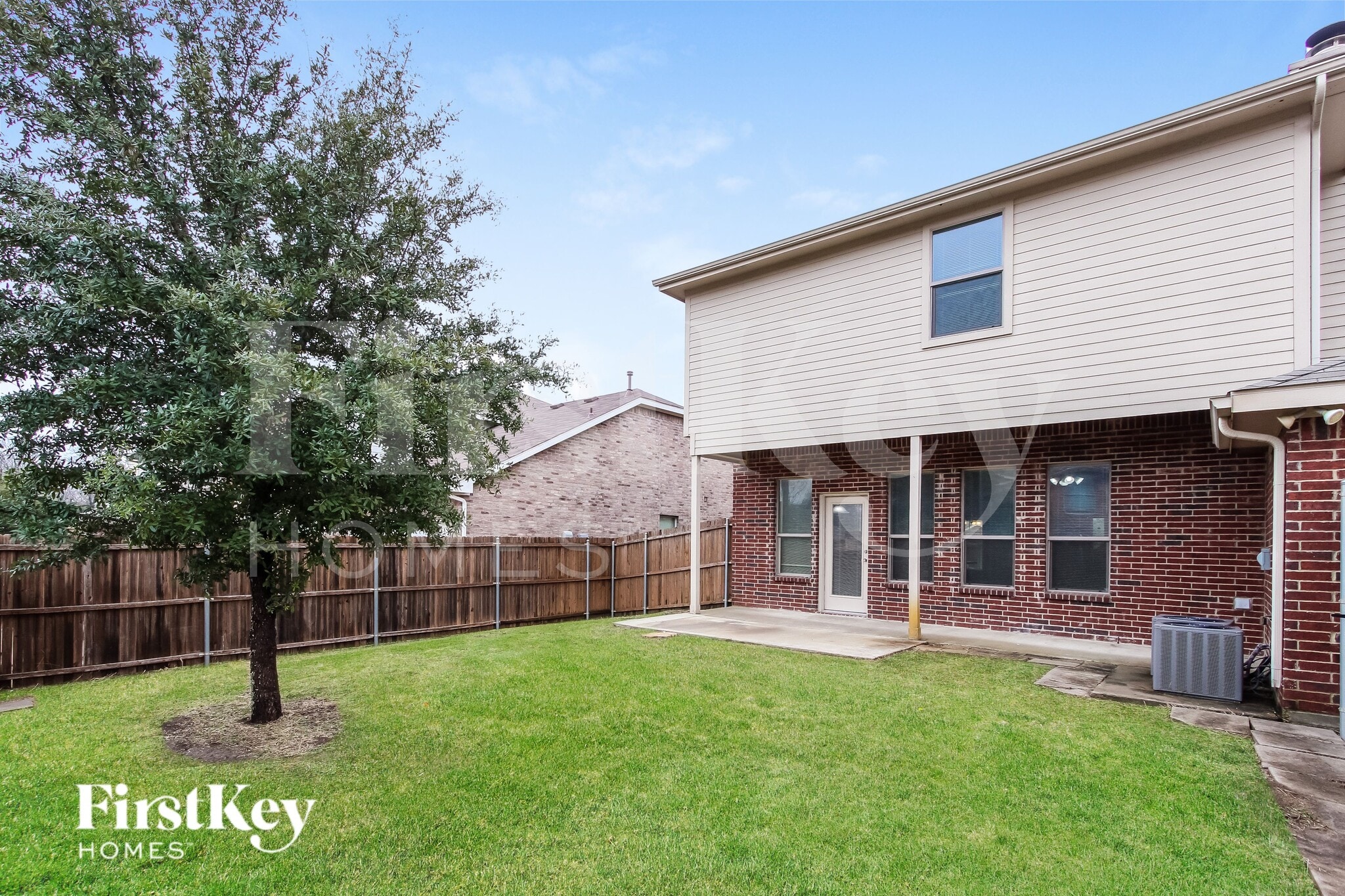 Building Photo - 1215 Jewel Ln