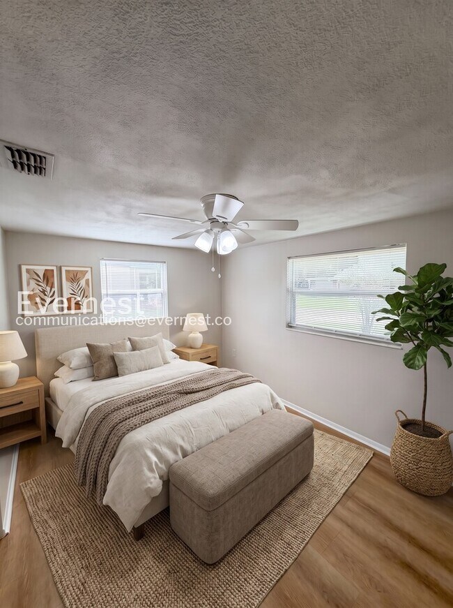 Building Photo - Cozy 2 Bed, 1 Bath Home with Patio and Garage | Pet Friendly | Available Now!