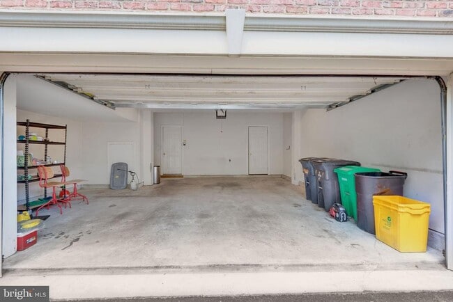 Building Photo - 4238 Chariot Way