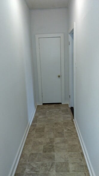 Building Photo - 3701 Dubose St SW