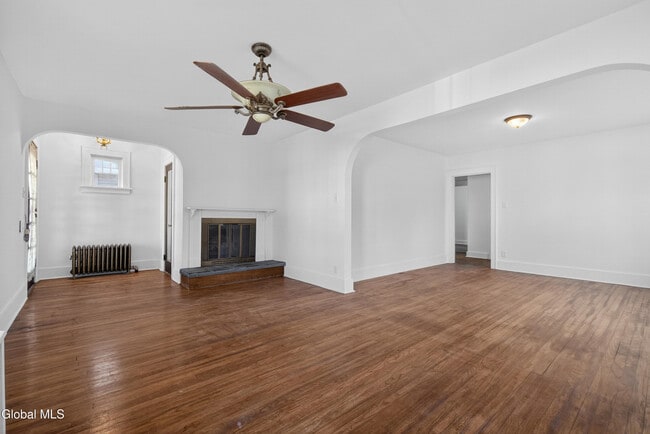 Building Photo - 1418 Garner Ave