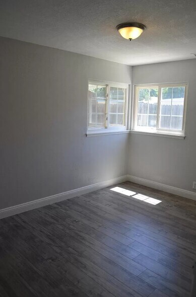 Bedroom 3 - 2355 Geraldine Dr