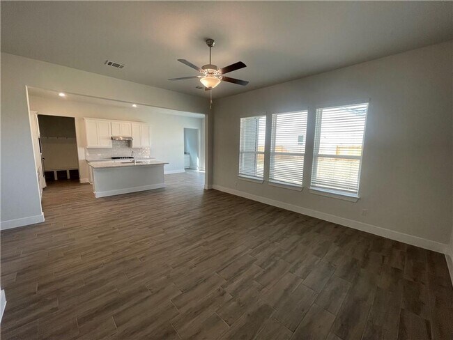 Building Photo - 151 Buckle Cove