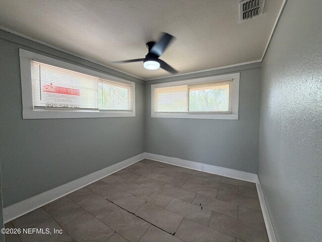 Building Photo - 7210 Elwood Ave