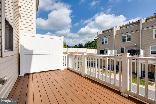Building Photo - 7110 Druce Way