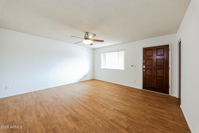 Building Photo - 18422 N 30th Ln