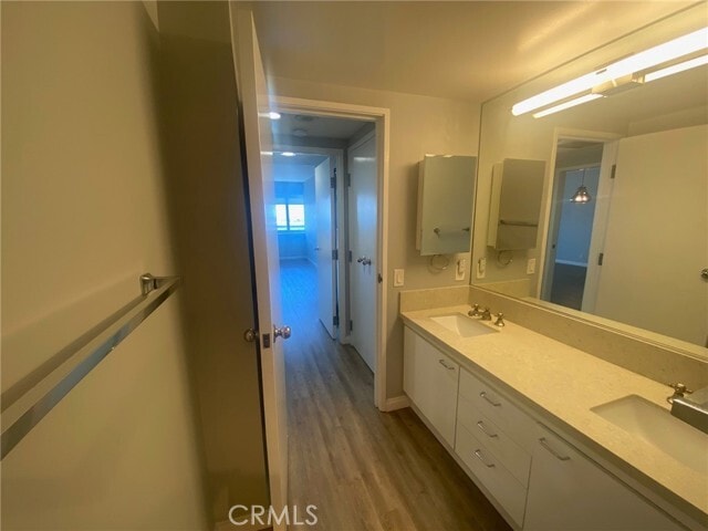 Building Photo - 525 E Seaside Way