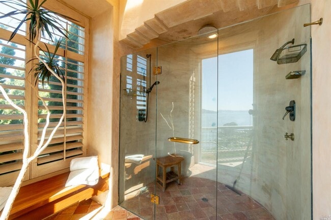 Building Photo - 245 Water St