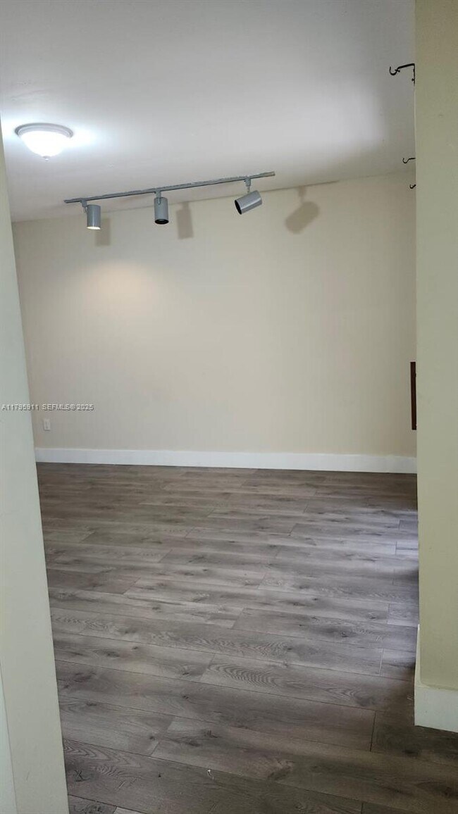 Building Photo - 14293 SW 94th Cir Ln