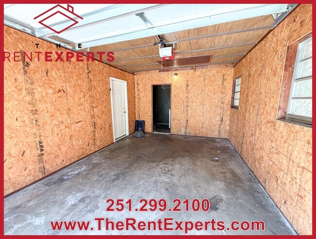 Building Photo - 1254 Lake Cir Dr W