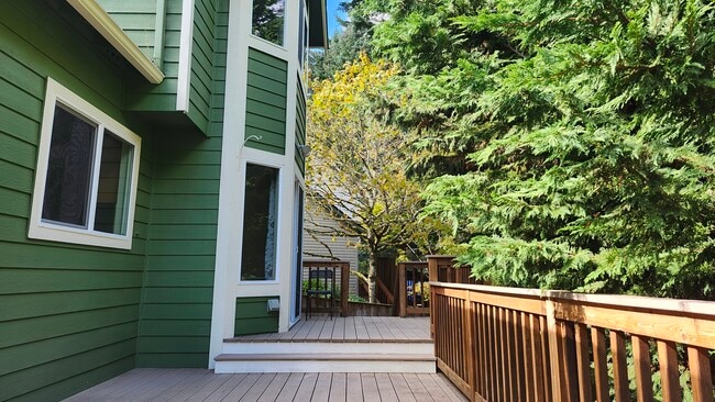 Building Photo - 35336 10th Pl SW