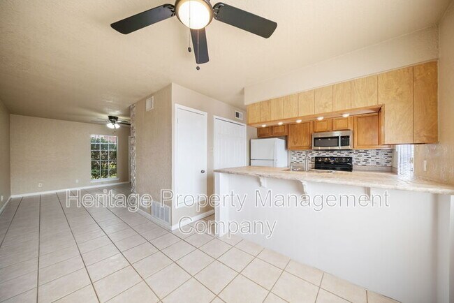 Building Photo - 6427 Wurzbach Rd