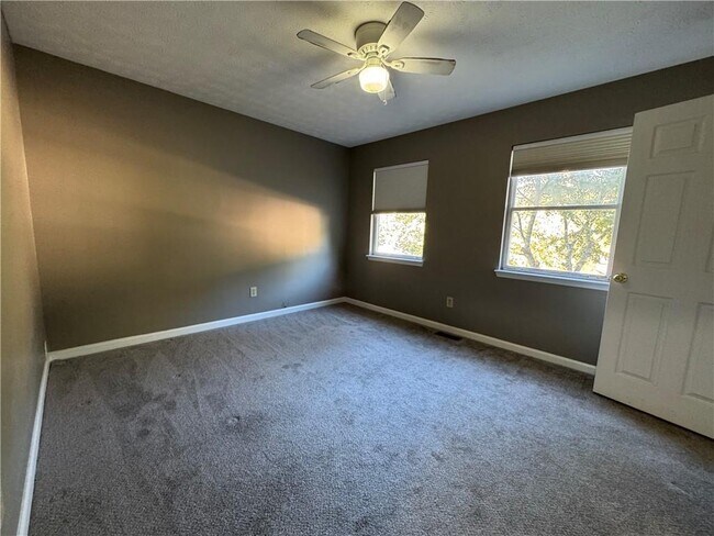 Building Photo - 2630 Garland Way