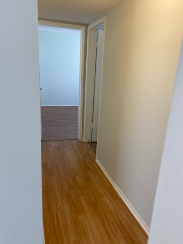Building Photo - 5354 Lindley Ave