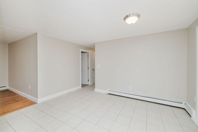 Building Photo - 125 Temi Rd