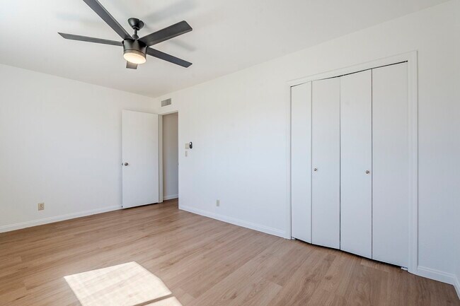 Building Photo - 834 N Constellation Way