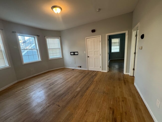 Building Photo - 177 Corabelle Ave