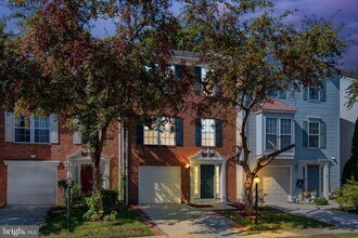 Building Photo - 13653 St Johns Wood Pl