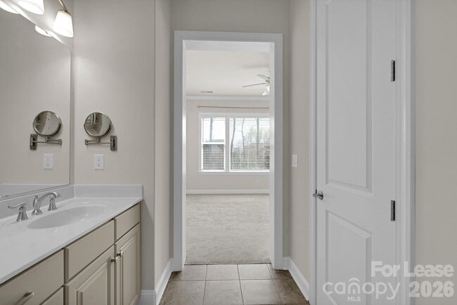 Building Photo - 5563 Elk Knob Ct