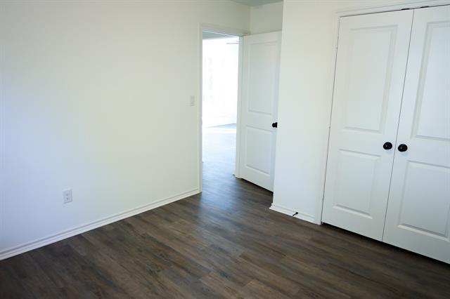 Building Photo - 300 Carrie Mabrie St