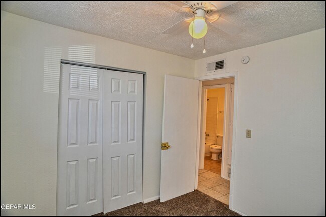 Building Photo - 10809 Jadestone St