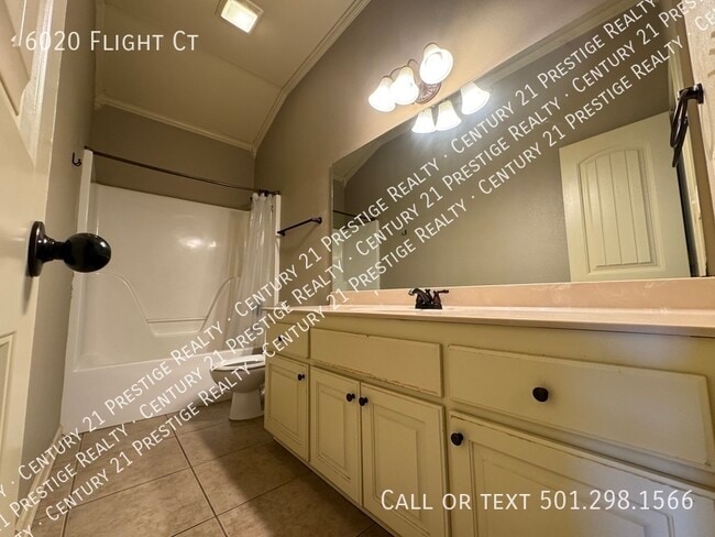 Building Photo - 6020 Flight Ct