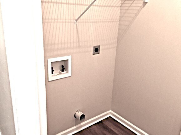 Building Photo - 114 Raindance Rd