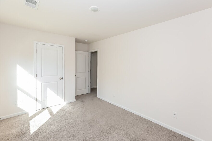 Building Photo - 4315 Drifter Dr
