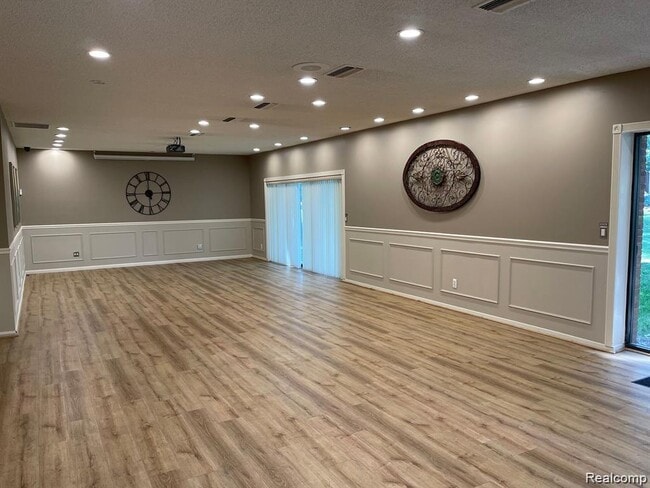 Building Photo - 18453 University Park Dr