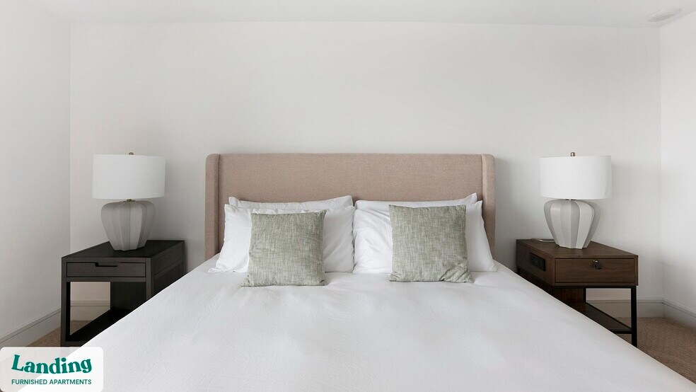 Building Photo - 777 Preston St