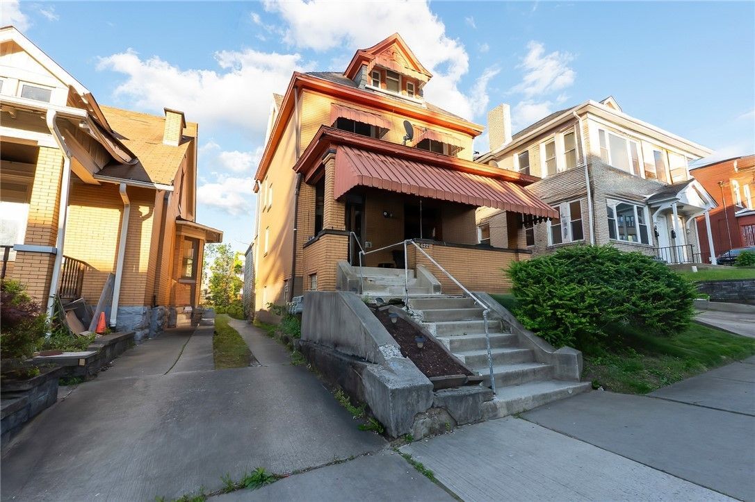 Building Photo - 422 Hays Ave