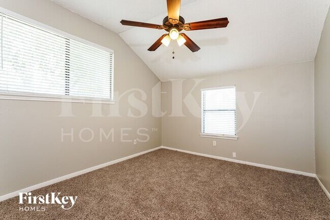 Building Photo - 5334 Riverport Dr