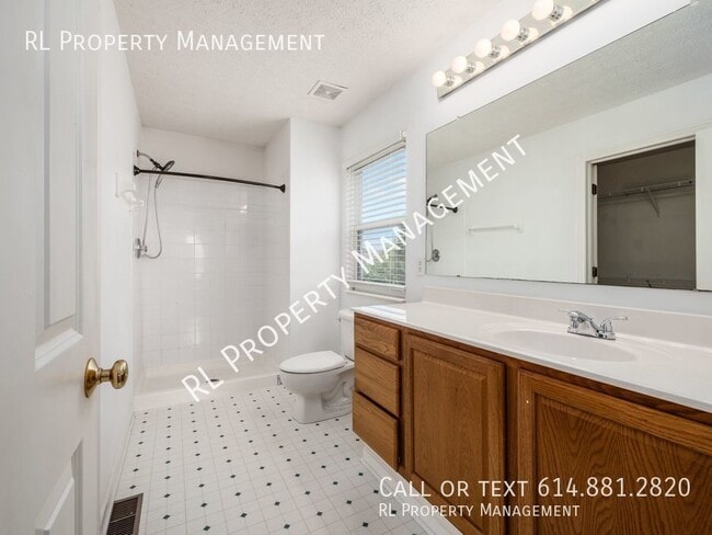 Building Photo - Beautiful 4 bedroom 2.5 bathroom home in M...